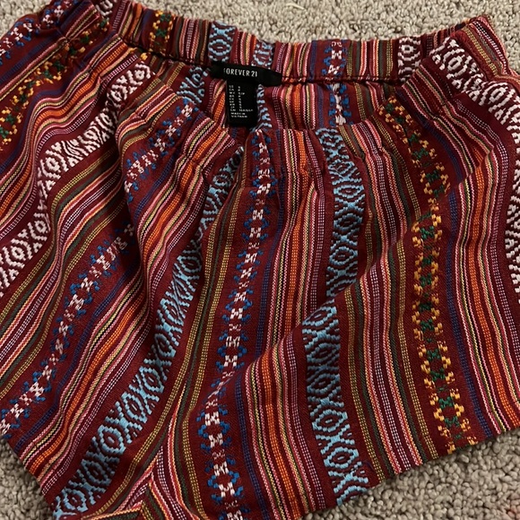 Forever 21 Tribal Shorts - Picture 2 of 4